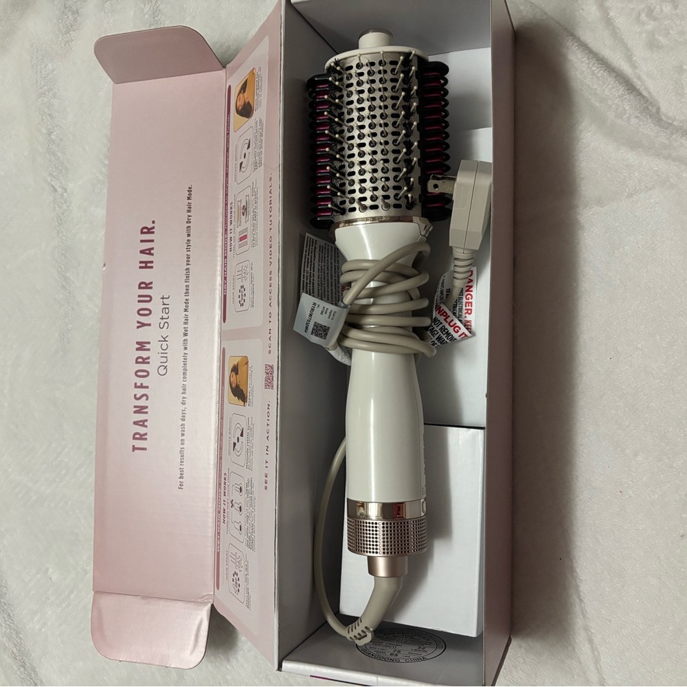 White Hair Styling Brush